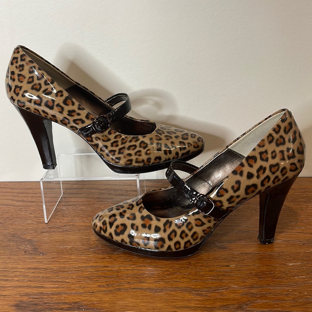 4” heels animal print